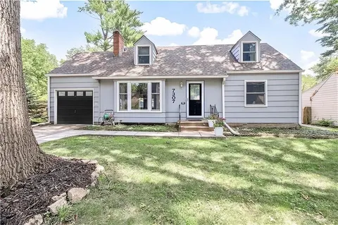 $619,000 | 7307 Rosewood Drive, Prairie Village, KS 66208