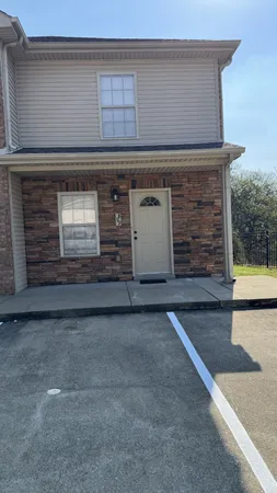 $995 | 899 Branch Road, Clarksville, TN 37043