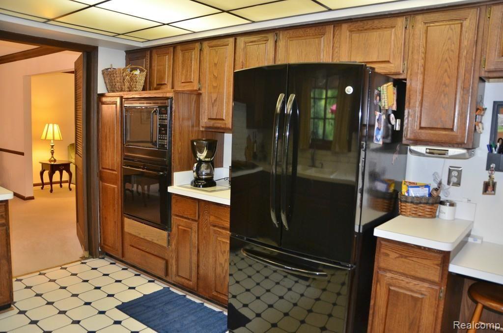 22101 Meridian Road Grosse Ile, MI 48138 - Photo 21 of 52 DSC_2136.jpg