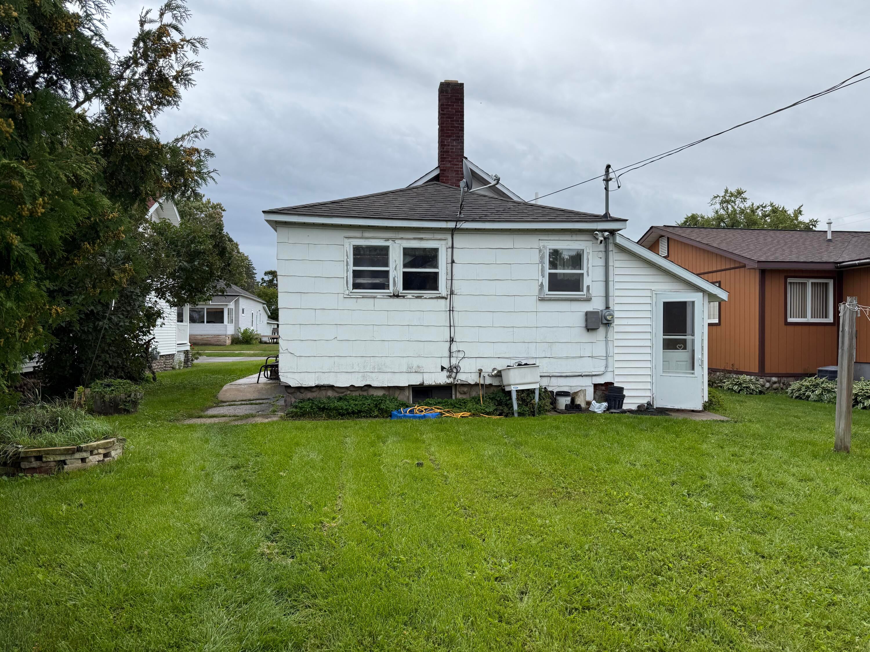 124 South B Street Cheboygan, MI 49721 - Photo 7 of 19 image00007
