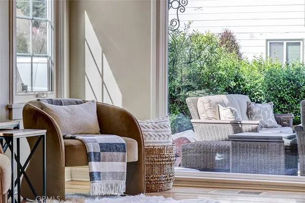 $2,099,000 | 104 St Joseph Avenue, Long Beach, CA 90803