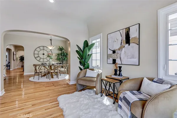 $2,099,000 | 104 St Joseph Avenue, Long Beach, CA 90803