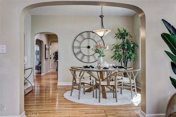 $2,099,000 | 104 St Joseph Avenue, Long Beach, CA 90803