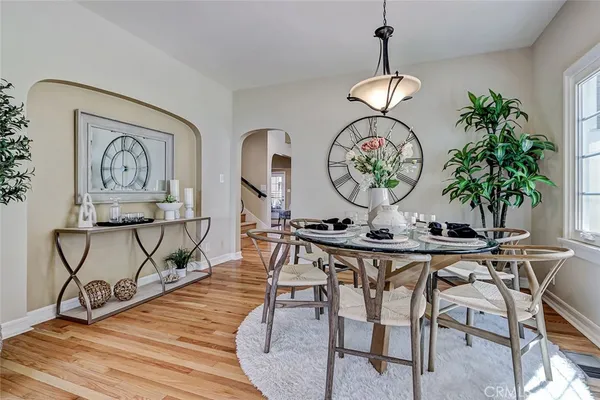 $2,099,000 | 104 St Joseph Avenue, Long Beach, CA 90803