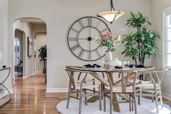 $2,099,000 | 104 St Joseph Avenue, Long Beach, CA 90803