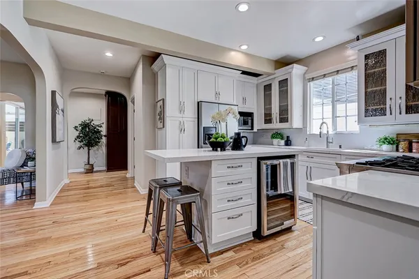 $2,099,000 | 104 St Joseph Avenue, Long Beach, CA 90803