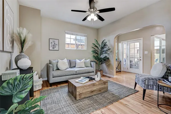 $2,099,000 | 104 St Joseph Avenue, Long Beach, CA 90803