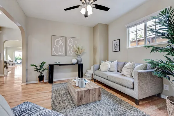 $2,099,000 | 104 St Joseph Avenue, Long Beach, CA 90803