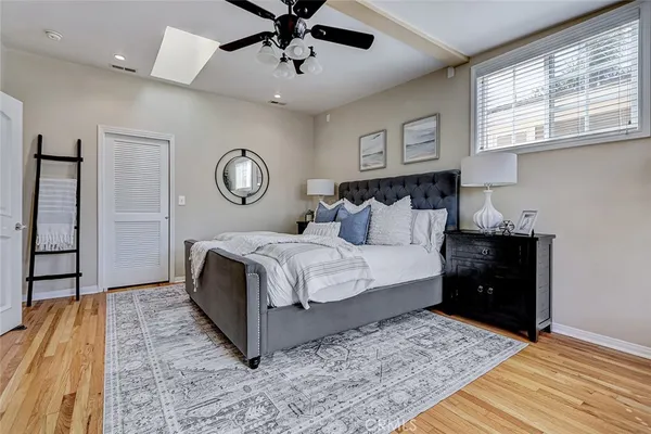 $2,099,000 | 104 St Joseph Avenue, Long Beach, CA 90803