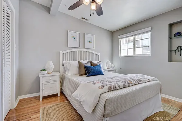 $2,099,000 | 104 St Joseph Avenue, Long Beach, CA 90803