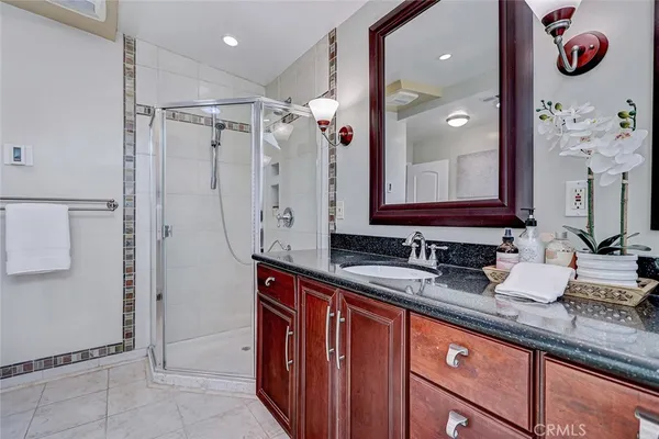 $2,099,000 | 104 St Joseph Avenue, Long Beach, CA 90803