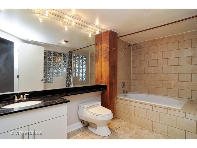 913 West Van Buren Street, Unit 5E Chicago, IL 60607 - Photo 10 of 10