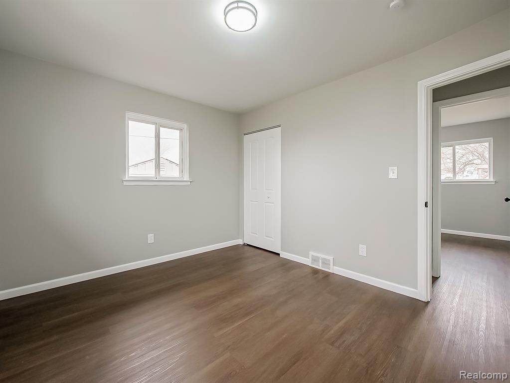 11780 Haggerty Road Belleville, MI 48111 - Photo 21 of 41