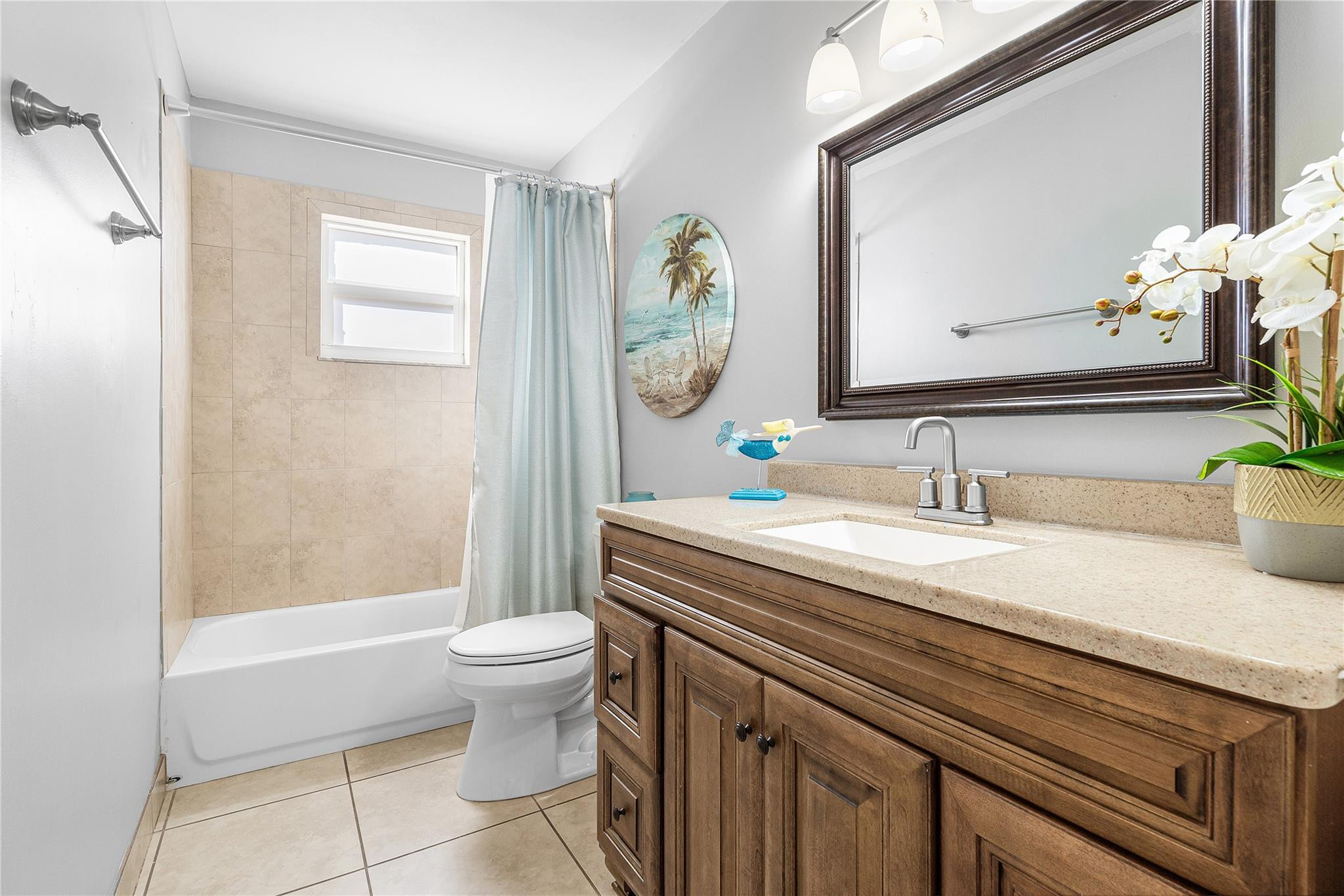 9661 Carousel Circle South Boca Raton, FL 33434 - Photo 15 of 25 Bathroom 2
