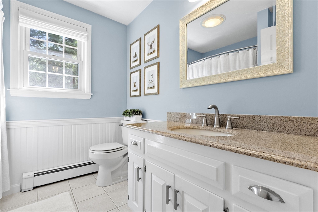 1 Castle Road Medway, MA 02053 - Photo 22 of 37