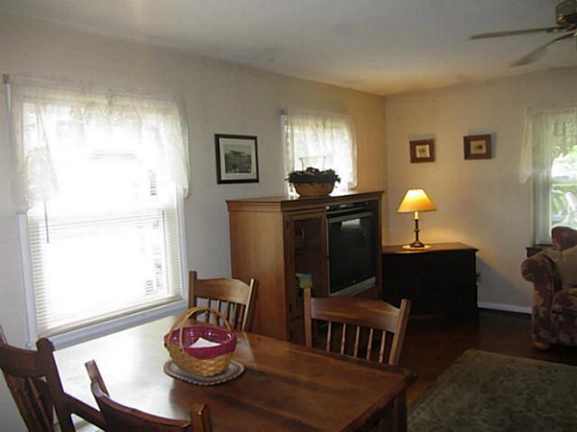 235 Darbyhurst Road Columbus, OH 43228 - Photo 5 of 13 Gallery Image 5