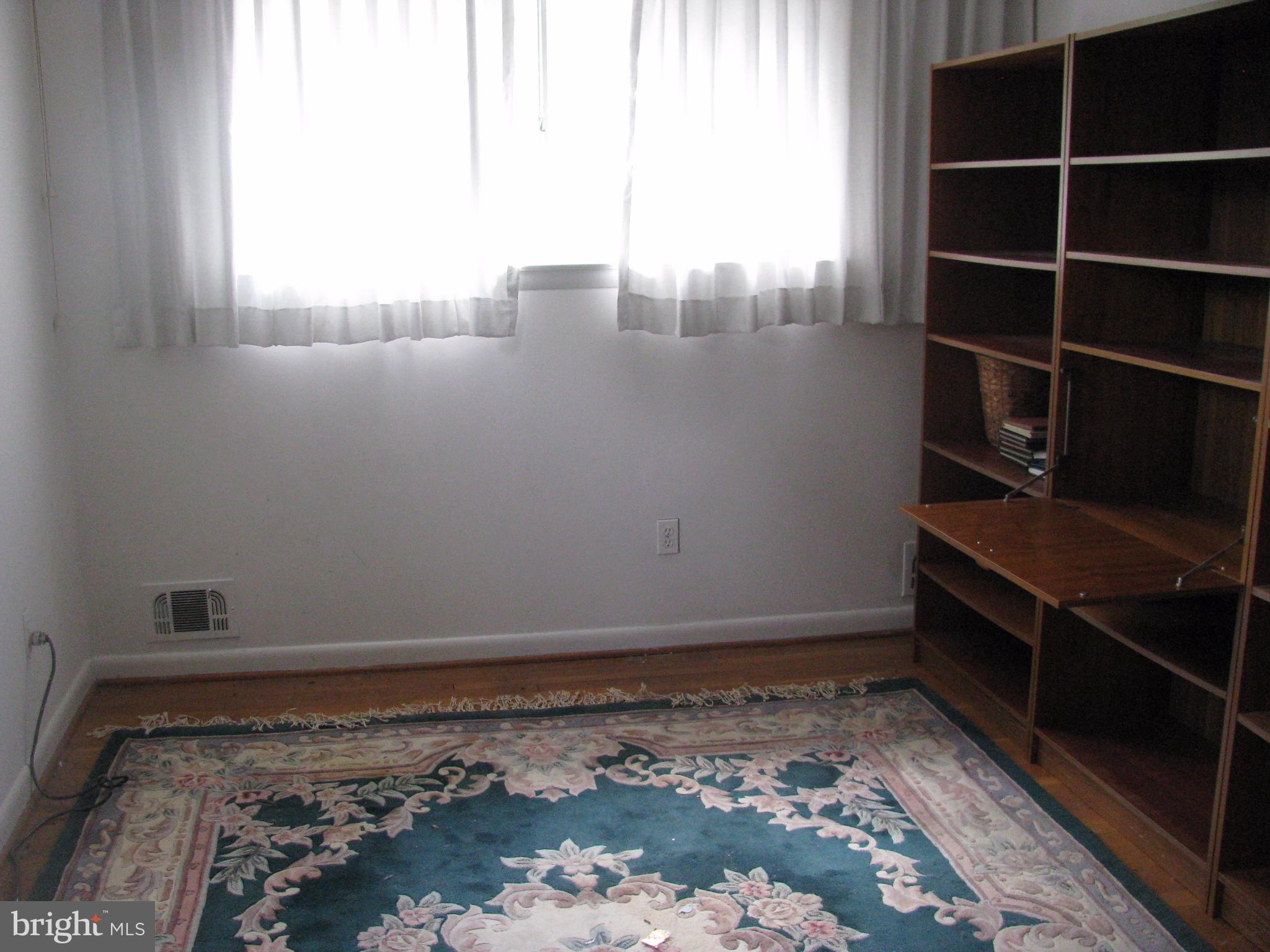 11407 Rockbridge Road Silver Spring, MD 20902 - Photo 10 of 17 Bedroom
