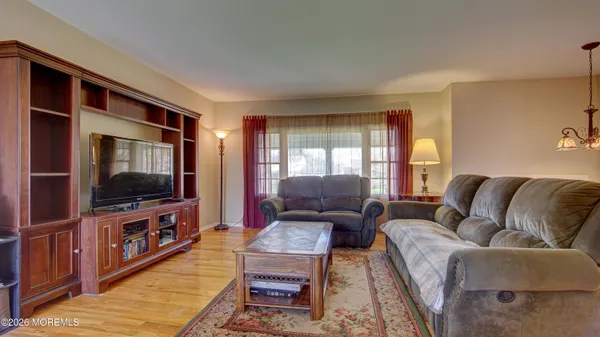 $739,000 | 11 Sheffield Drive, Manalapan, NJ 07726