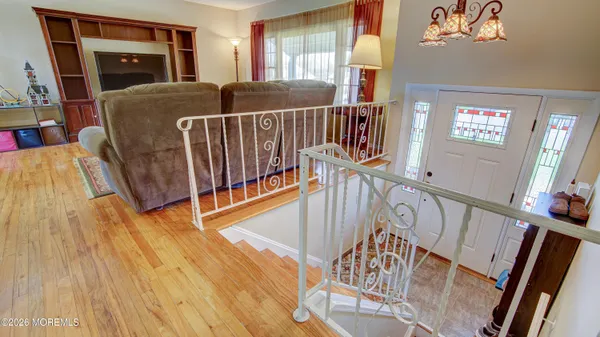 $739,000 | 11 Sheffield Drive, Manalapan, NJ 07726