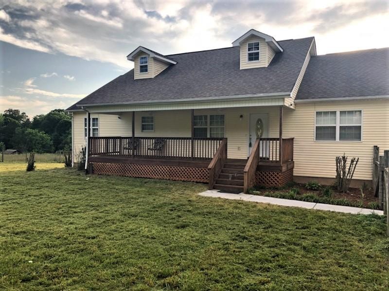 407 Buckner Road Philadelphia, TN 37846 - Photo 3 of 47
