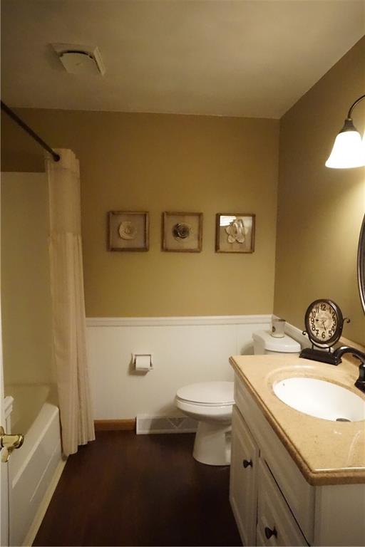 122 Hampton Court Butler, PA 16002 - Photo 8 of 24