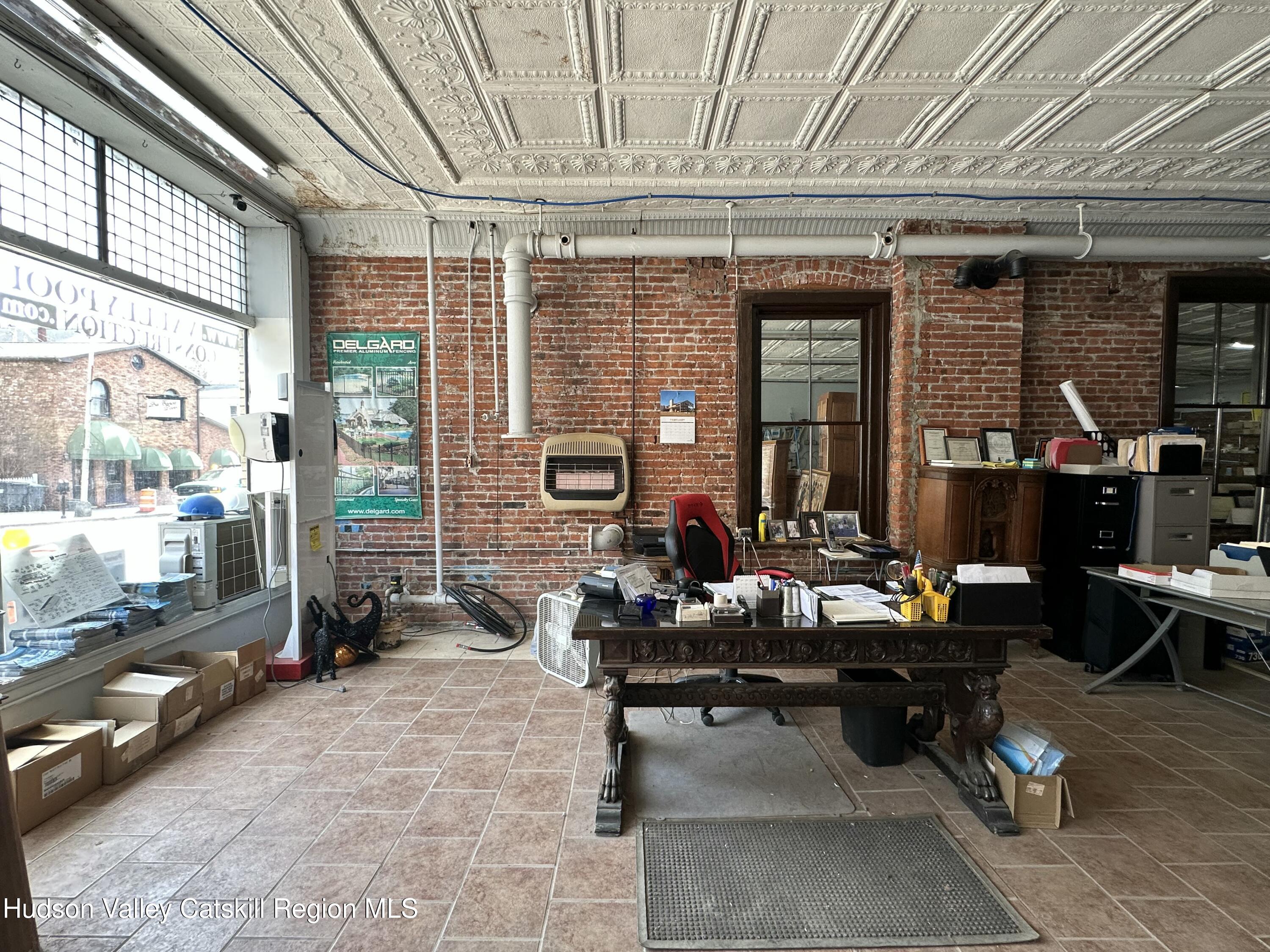 447 Main Street, Unit 477 Catskill, NY 12414 - Photo 10 of 34 a living room with furniture