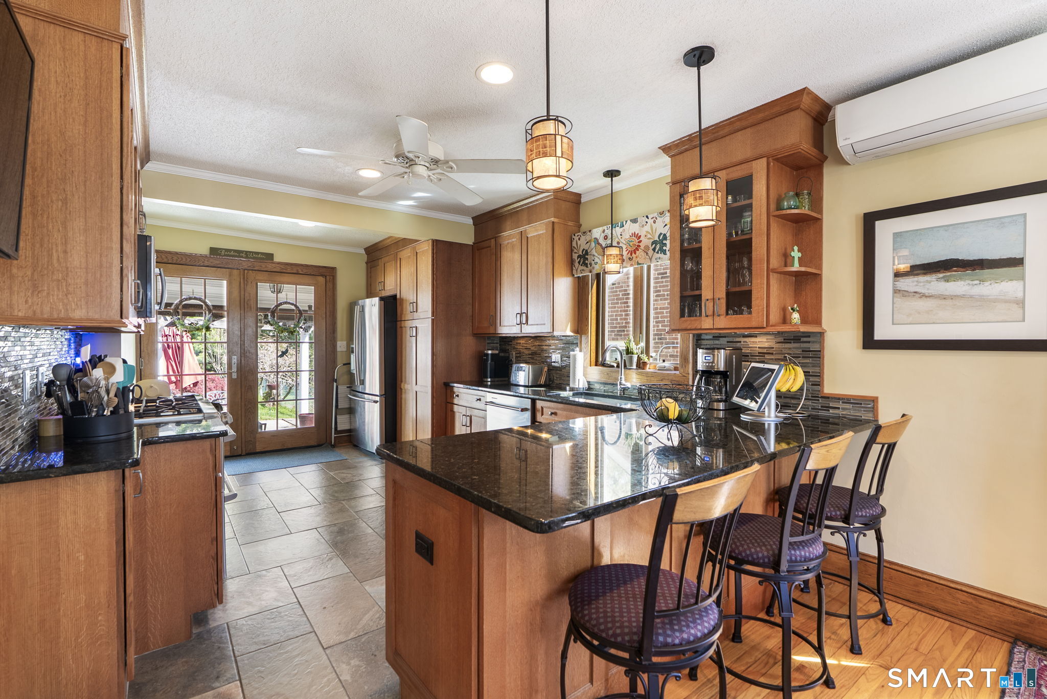 24 Hillcrest Avenue Wethersfield, CT 06109 - Photo 13 of 40