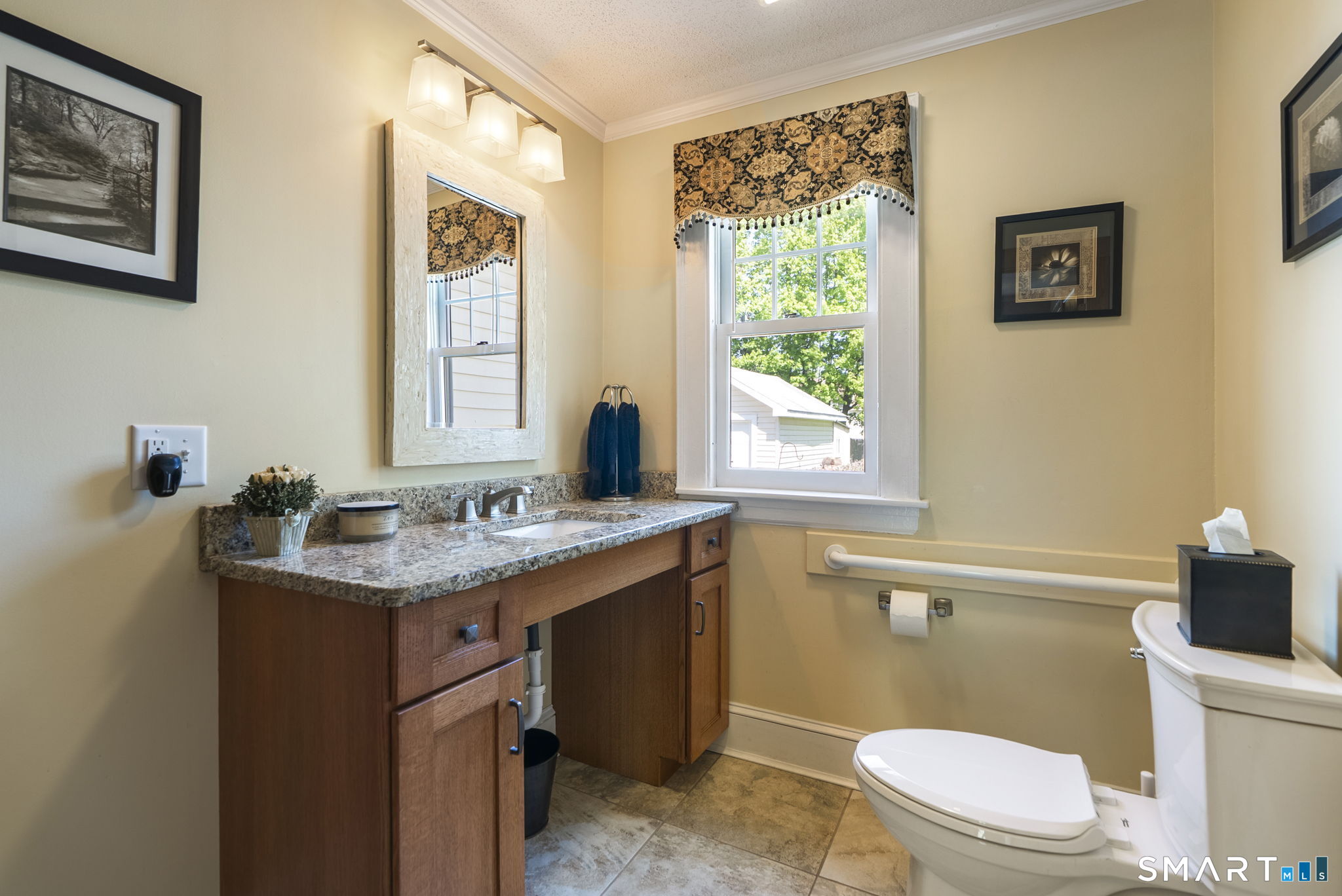 24 Hillcrest Avenue Wethersfield, CT 06109 - Photo 18 of 40