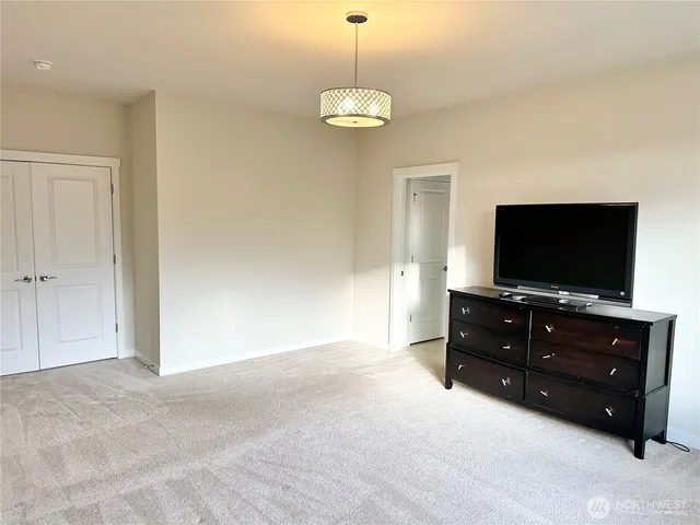 $5,500 | 737 197th Avenue Southeast, Sammamish, WA 98074