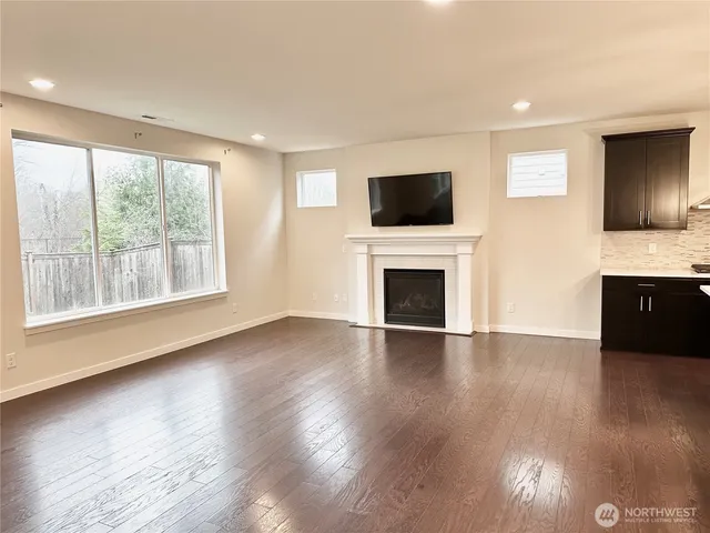 $5,500 | 737 197th Avenue Southeast, Sammamish, WA 98074