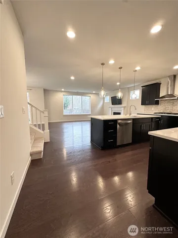 $5,500 | 737 197th Avenue Southeast, Sammamish, WA 98074