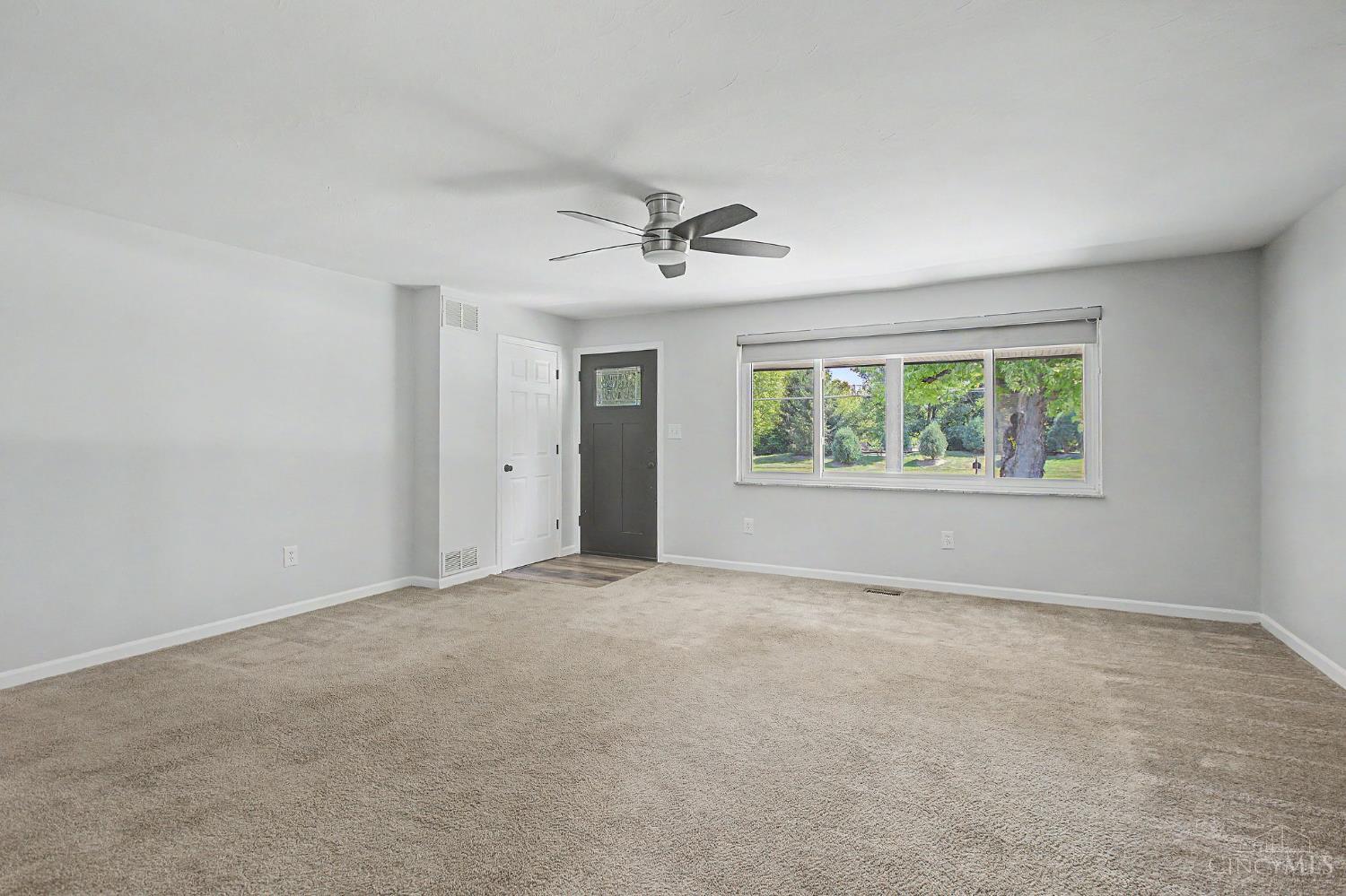 8609 Butler Warren Road West Chester, OH 45069 - Photo 6 of 49 Gallery Image 6