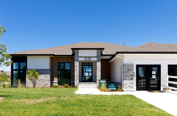 $649,913 | 1232 West Lakeway Court, Andover, KS 67002