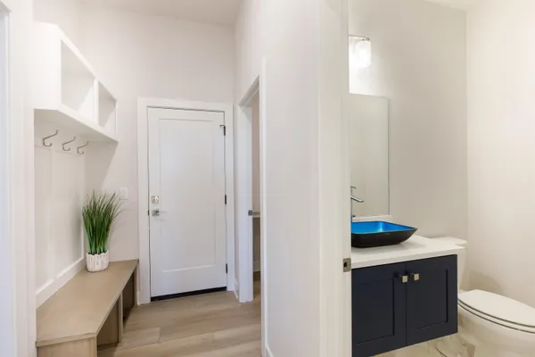 $649,913 | 1232 West Lakeway Court, Andover, KS 67002