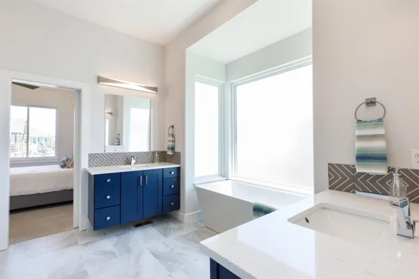 $649,913 | 1232 West Lakeway Court, Andover, KS 67002