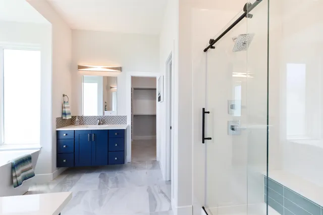 $649,913 | 1232 West Lakeway Court, Andover, KS 67002