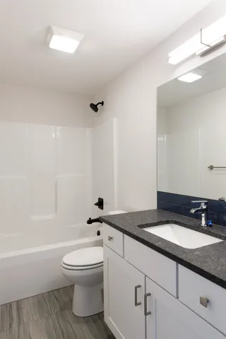 $649,913 | 1232 West Lakeway Court, Andover, KS 67002