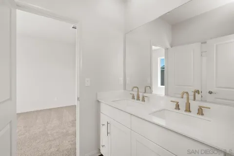 $899,000 | 1523 Wingwood Lane, Vista, CA 92083