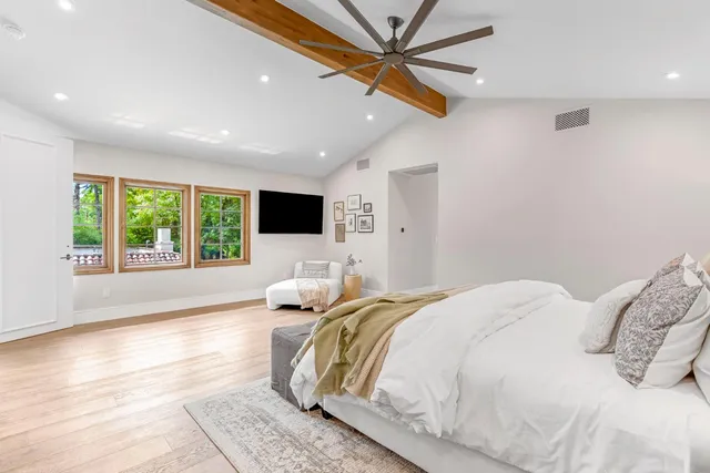 $3,200,000 | 4689 North Van Ness Boulevard, Fresno, CA 93704