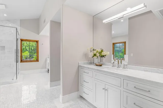 $3,200,000 | 4689 North Van Ness Boulevard, Fresno, CA 93704