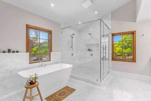 $3,200,000 | 4689 North Van Ness Boulevard, Fresno, CA 93704