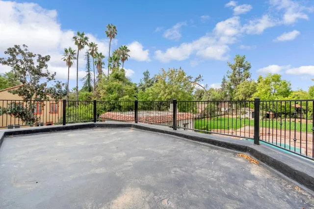 $3,200,000 | 4689 North Van Ness Boulevard, Fresno, CA 93704