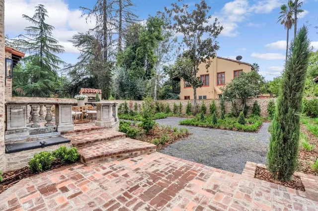 $3,200,000 | 4689 North Van Ness Boulevard, Fresno, CA 93704
