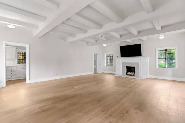 $3,200,000 | 4689 North Van Ness Boulevard, Fresno, CA 93704