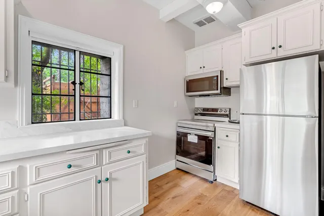 $3,200,000 | 4689 North Van Ness Boulevard, Fresno, CA 93704