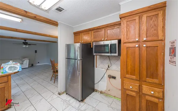 $120,000 | 423 11th Street Northeast, Springhill, LA 71075