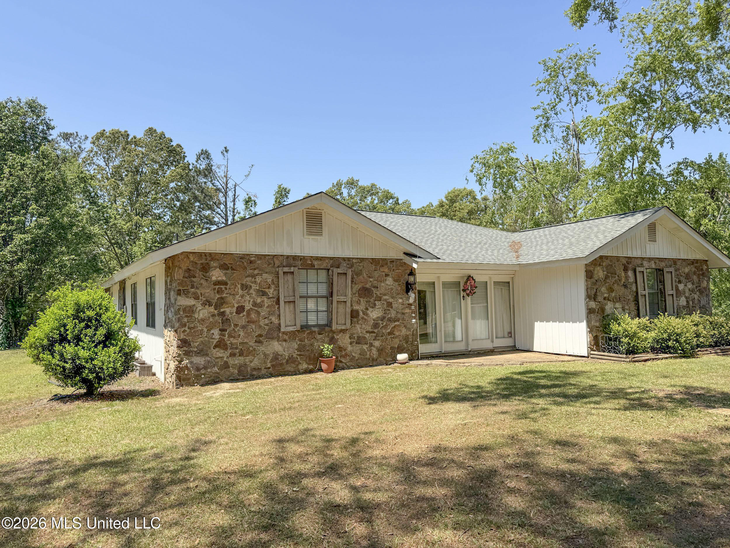 415 Woodland Road Batesville, MS 38606 - Photo 32 of 120 3rlawk4