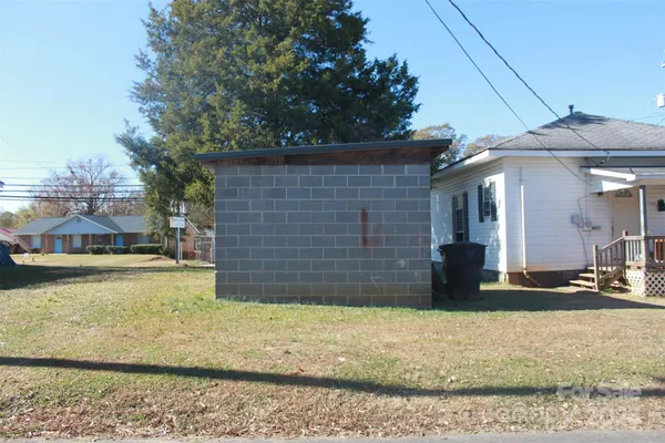 $94,000 | 112 Eastside Drive, Forest City, NC 28043