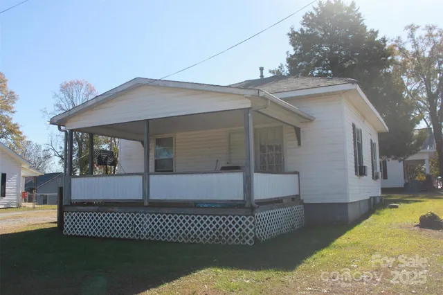 $99,000 | 112 Eastside Drive, Forest City, NC 28043