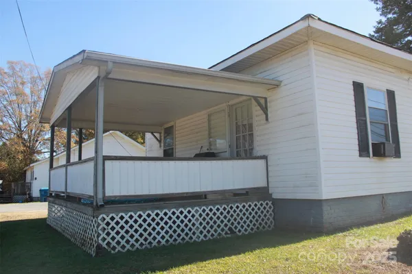 $94,000 | 112 Eastside Drive, Forest City, NC 28043